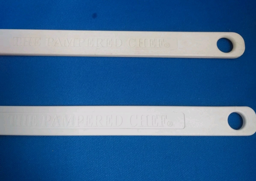 The Pampered Chef (2) Mixer And Scraper Spatulas Silicone Head White 11" USA - Picture 3 of 7