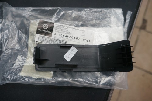 MERCEDES-BENZ ML GLE W166 MAINTENANCE FLAP INTERIOR SIDE TRIM LEFT FOOTWELL NEW - Picture 3 of 3