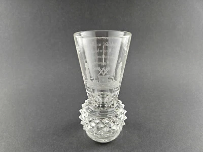 Freimaurer - Kanone / Logenglas mit Symbolik und Widmung, datiert 1889-1901. - Bild 1 von 4