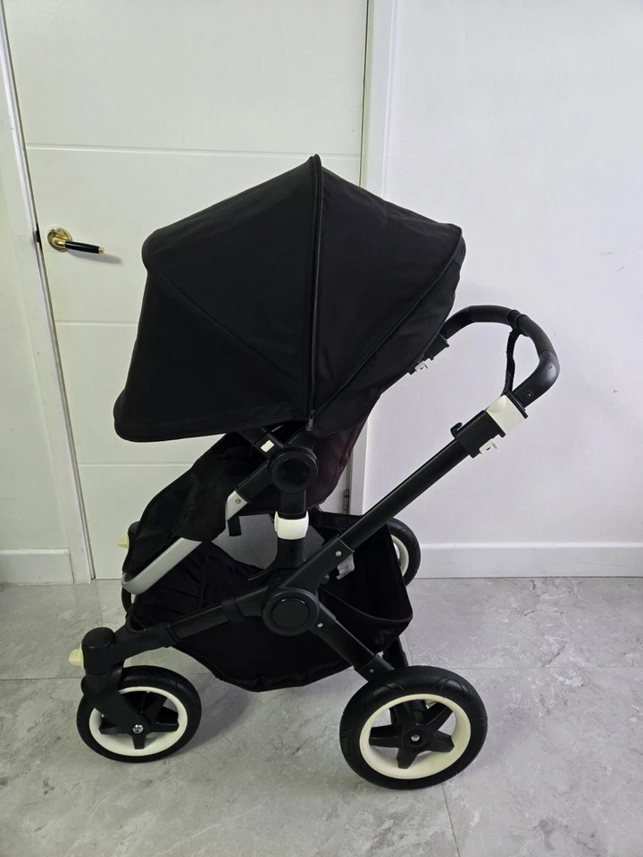 Stunning Bugaboo Buffalo Stroller pushchair All Black  - Image 4 of 4