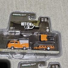 GREENLIGHT Hitch & Tow 1978 VW Type 2 Dbl Cab Pickup & Utility Trailer #32110-A