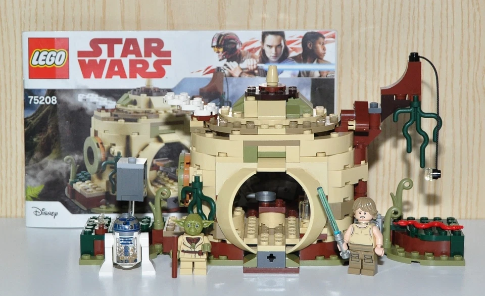 LEGO Star Wars 75208 Yoda's Hut, foto 1 di 5
