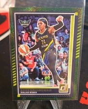 2025 Donruss WNBA Arike Ogunbowale Green Shimmer 