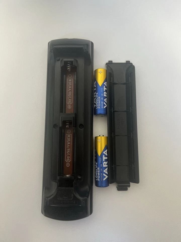 Panasonic DMR-UBC70 UHD Blu-ray Recorder mit Twin DVB-C/T2 HD Tuner - Silber... - Bild 3 von 4