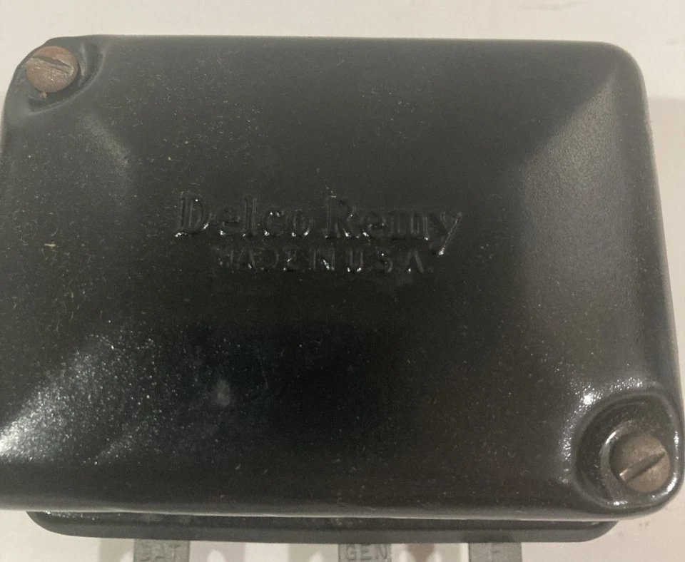 Regulador de voltaje Delco Studebaker 1949-1955 - Ver descripción   Foto 2 de 4