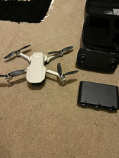 DJI Mavic Mini Ready to Fly Drone Bundle w/ Remote, Charging Hub & 4 Batteries