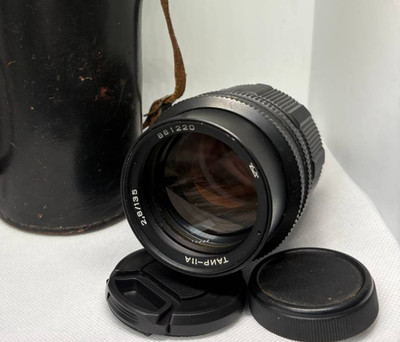KMZ Tair-11A 135mm f/2.8 Lens - M42 Mount + Canon EF Adapter  20 Aperture