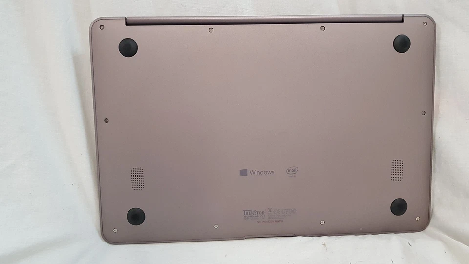 trekstor surfbook w1 14.1" Laptop Intel Atom X5-Z8350 2GB 32GB Win8.1 - Image 3 of 4