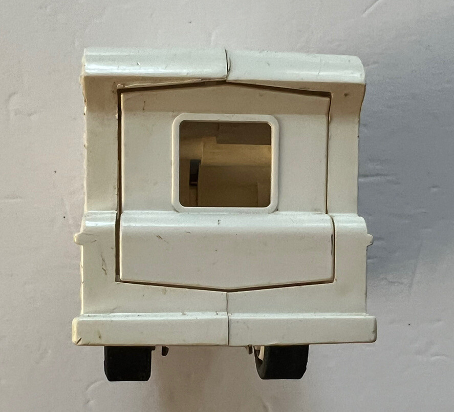 Vintage Tonka MINI WINNEBAGO Camper 6