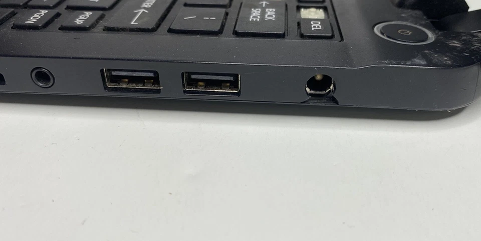 Portátil Toshiba satélite NB15T-A1303 (sin disco duro) Foto 4 de 4