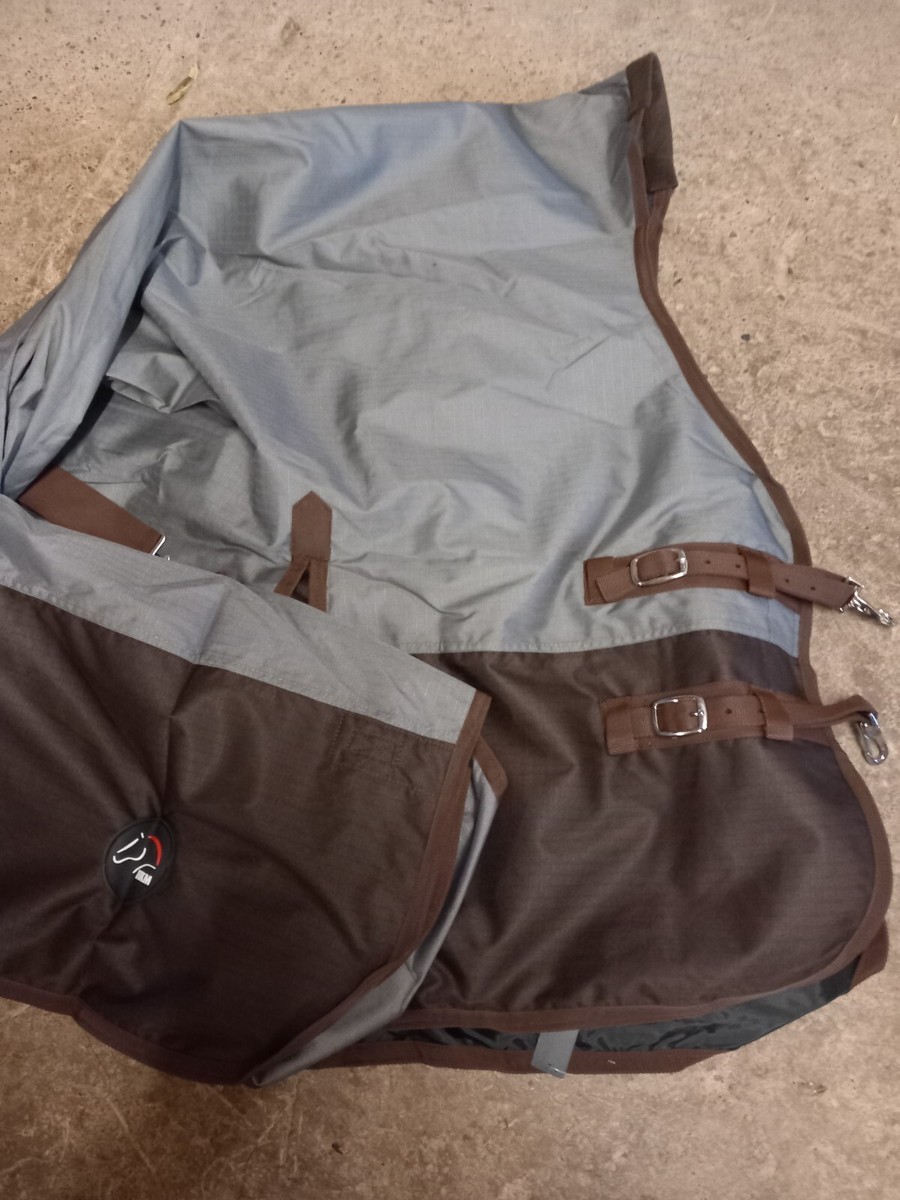 HKM Weidedecke Highneck Florenz - Dunkelblau/Braun Wasserdicht & Atmungsaktiv