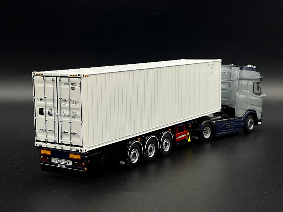 Remolque flexible DAF XG+ 4x2 + contenedor de 40 ft "Bernard et Bernard" modelos de camiones WSI Foto 4 de 4