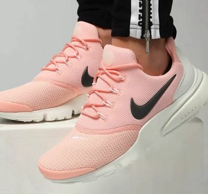 nike presto fly pink