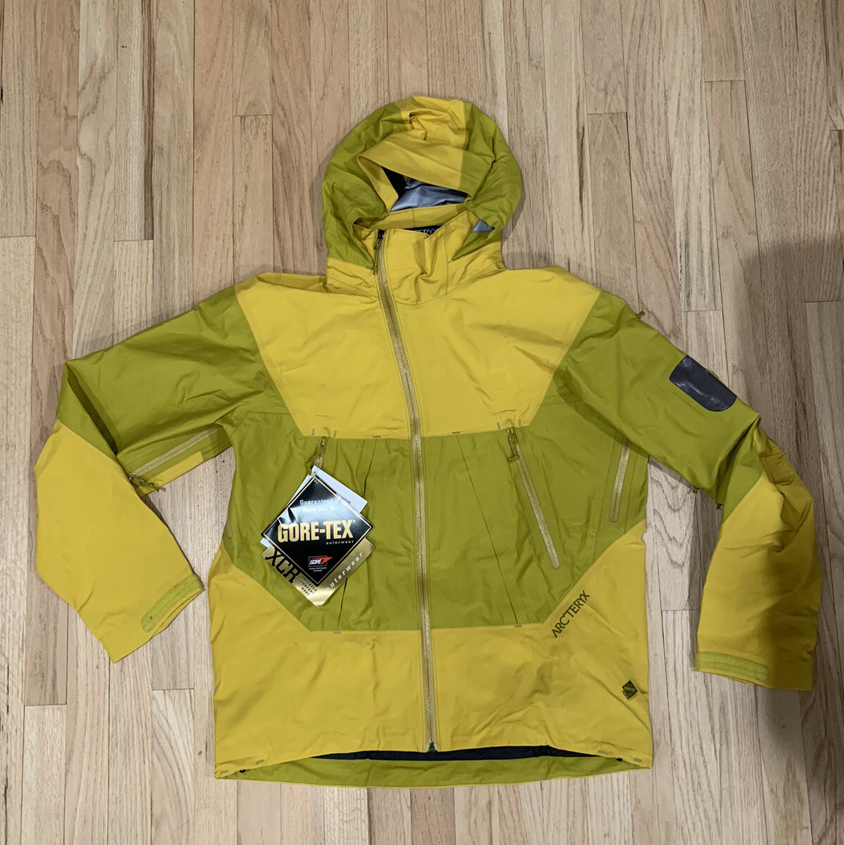ARC'TERYX Arcteryx Sidewinder SV Giacca Uomo Sci Snowboard Medium Giallo Agrumi Nuova con etichette