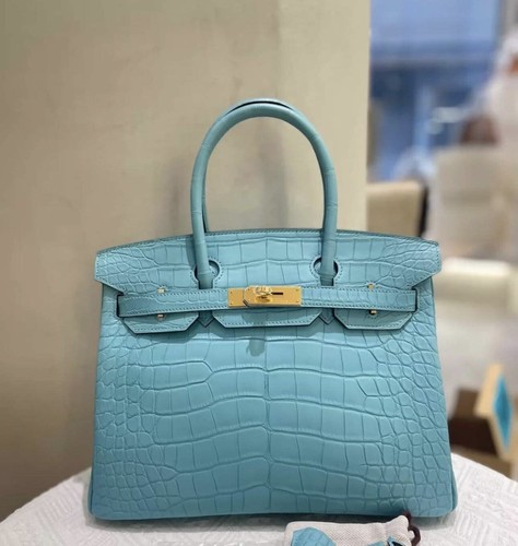 Hermès Birkin 30 Side View