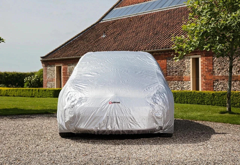 Cubierta de coche exterior Richbrook a medida Volvo 142, 144 1967-1974 Foto 2 de 4