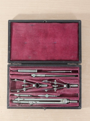 Vintage Harling technisches Zeicheninstrument Set Kompass Zeichenwerkzeuge im Gehäuse