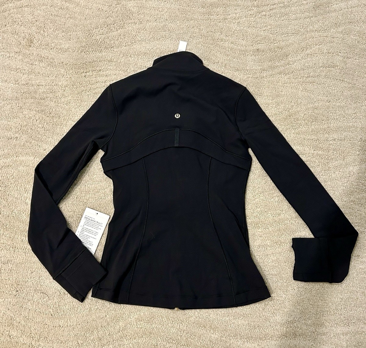 【Romi】lululemon define jacket 6 長袖 Romi】lululemon define jacket 6 長袖 LULULEMON Define Jacket
