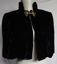 Black crop Cape Cloak Shrug Capelet Medieval Victorian Goth Wedding Vintage Flaw