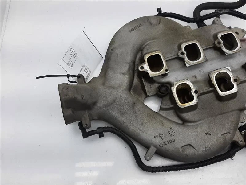 Впускной коллектор 3,6 л VIN 7 8-значный вариант LY7 верхний 04-09 CADILLAC CTS 12597853 - Изображение 3 из 4