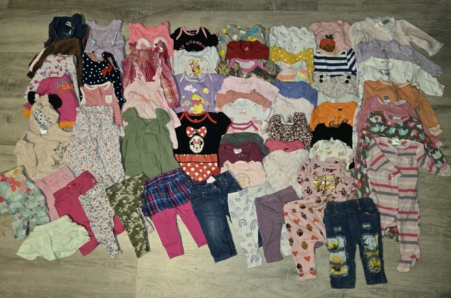 Baby Girl 6-9 months Mixed Cloth Lot - 63 Pcs - Disney, Carter, Harley Davidson
Opens in a new windo
