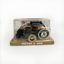 OAKLAND A's VICTOR E VAN 2007 Chevron Cars Sports Edition Green Athletics NEW