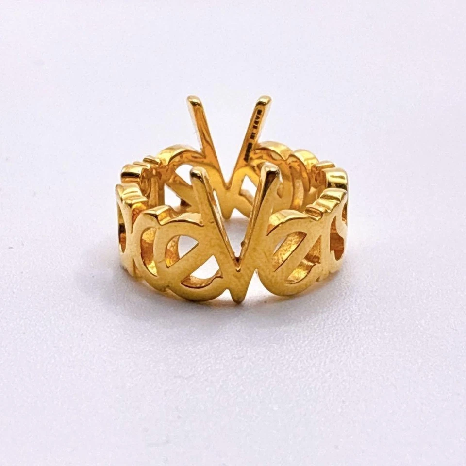 Anillo Gianni Versace Talla 5 Logo Grabado Diseño Vintage Tono Dorado De Japón Foto 4 de 4