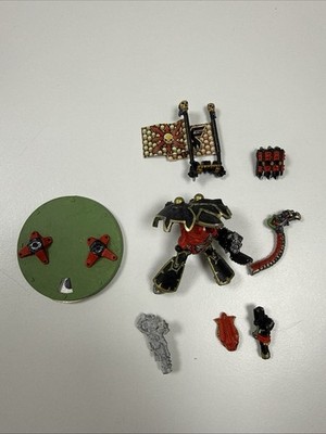 Warhammer Epic 40k Chaos Banelord Titan komplett mit Original Bannern.