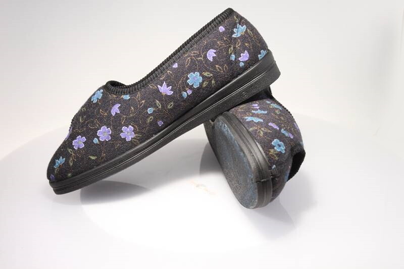 SAOLA Comfylux DIANA pantofole donna calde suola morbida con top floreale nero e oro