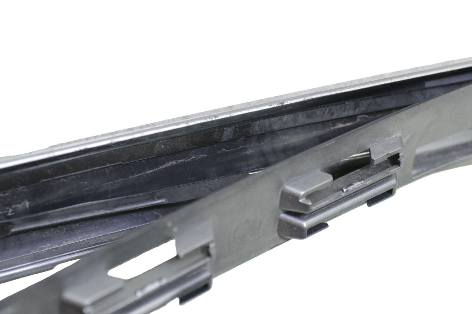 *Damaged* BMW i8 I12 Front Right Upper Roof Molding Panel 2015 - 2020 OEM