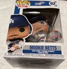 MOOKIE BETTS Funko POP MLB: Los Angeles Dodgers Vinyl Figure #92 W/Protector NIB
