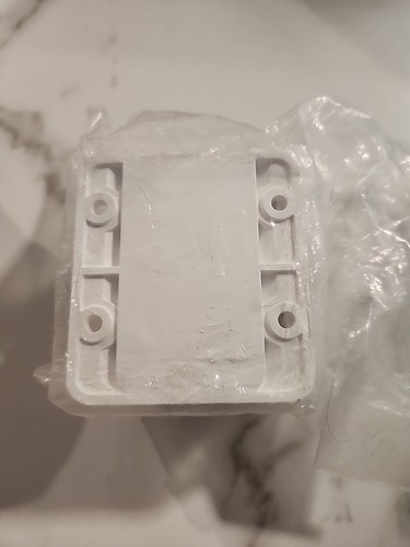 Veranda White Vinyl Fence Bracket Kit Fence Panel Attachment 2 Brackets W/Screws - Picture 2 of 12