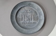 Berlin  Wiedervereinigung  Teller