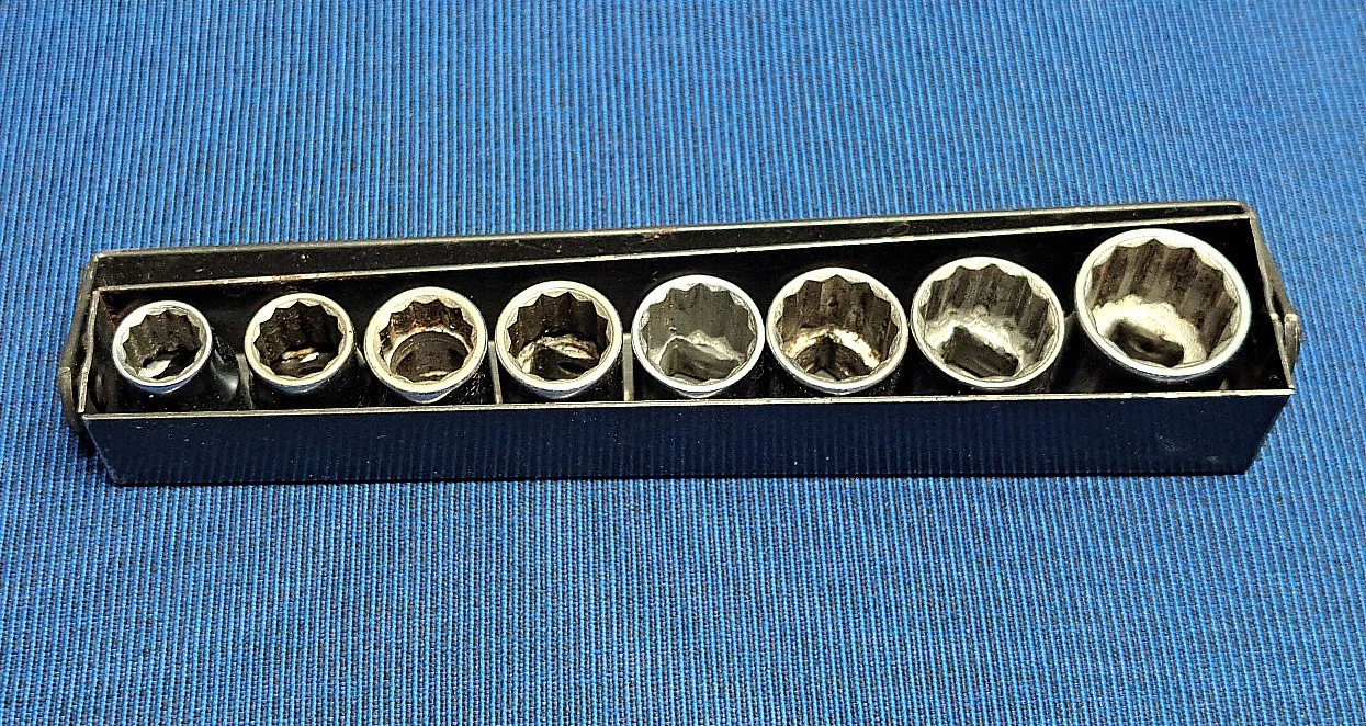 Vintage Craftsman 12 Point Metric 3/8" Drive Shallow Socket Set 9mm-17mm