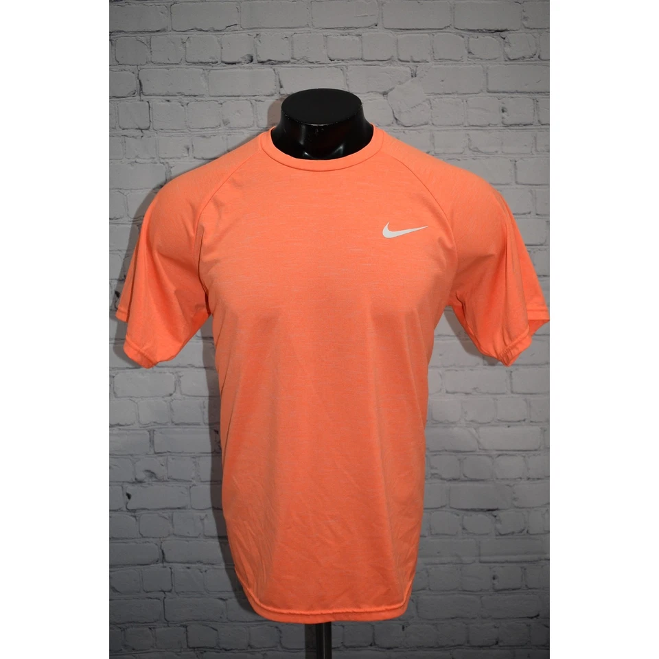 Camisa masculina Nike natação sol academia treino tamanho XL poliéster Dri-Fit UPF 40+ - Imagem 2 de 4