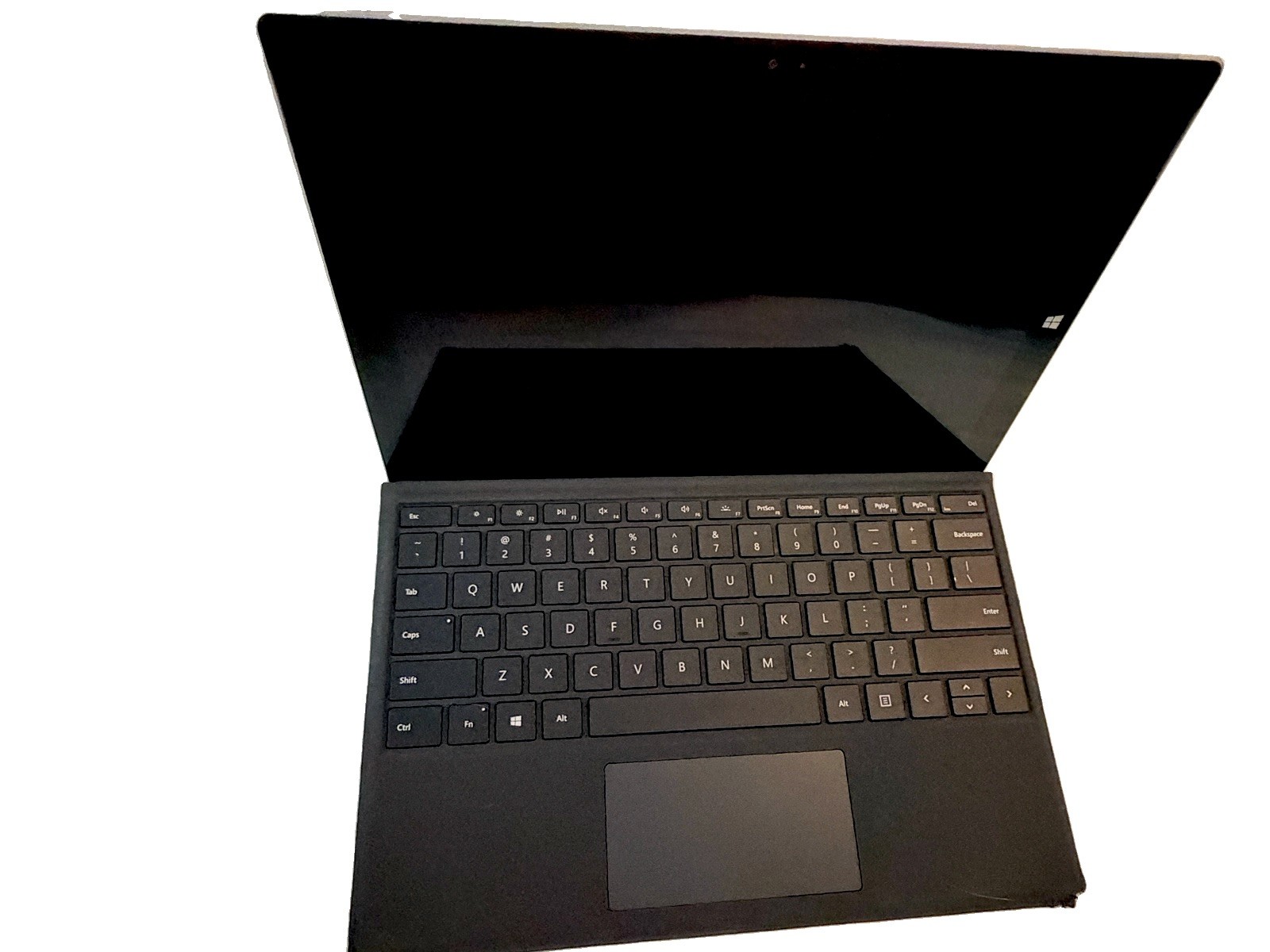 Microsoft Surface Pro 3 12in 128GB 4GB Windows 10 Pro with charging and keyboard