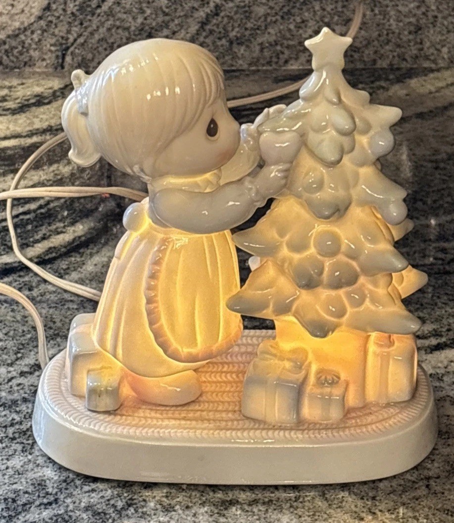 Vintage PRECIOUS MOMENTS WITH TWO LIGHTS ~ NIGHT LIGHT ~ 1993 ~ 7