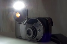 Canon ELPH 490Z APS Point Shoot Film Camera - Made in Japan Good Working Order