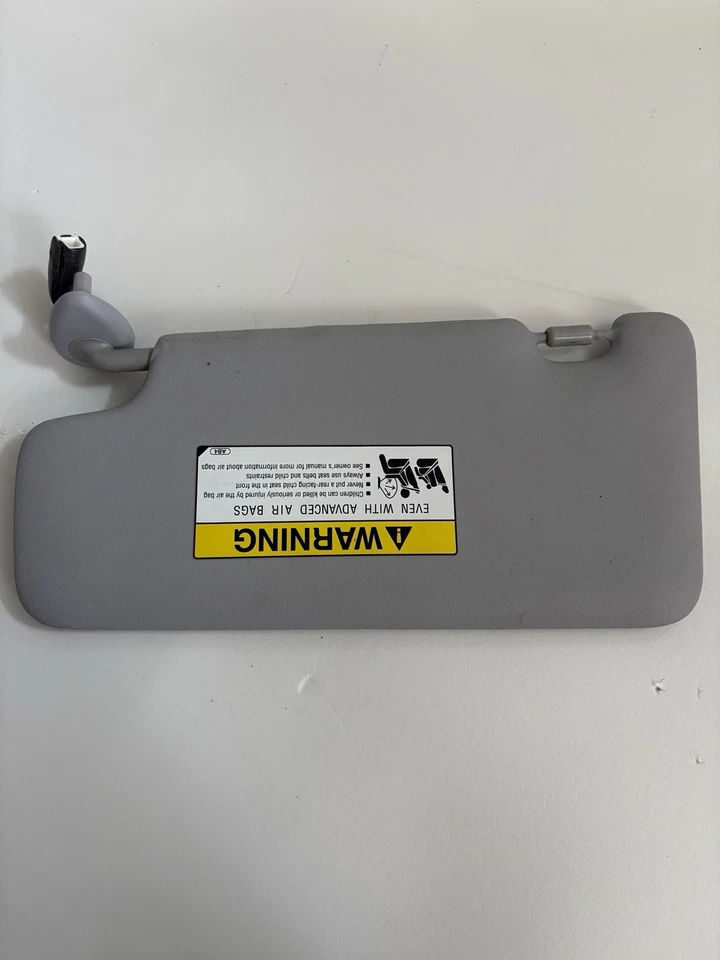 Parasol para conductor Honda CR-Z con espejo retrovisor de tocador iluminado gris OEM 2011-2016 Foto 3 de 4