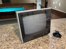 Commodore 1802 Computer Color Video Monitor  - with AV cable - WORKS!