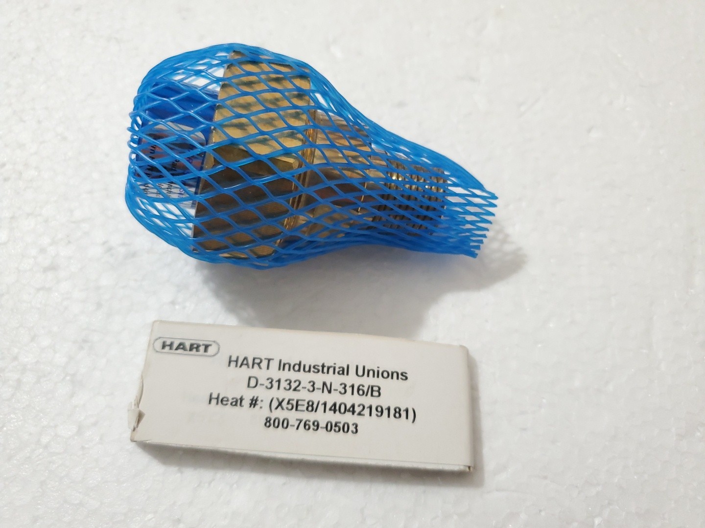 HART DIELECTRIC UNION 1/2" FNPT x 1/2" MNPT p/n D-3132-3-N-316/B HT# X5E8