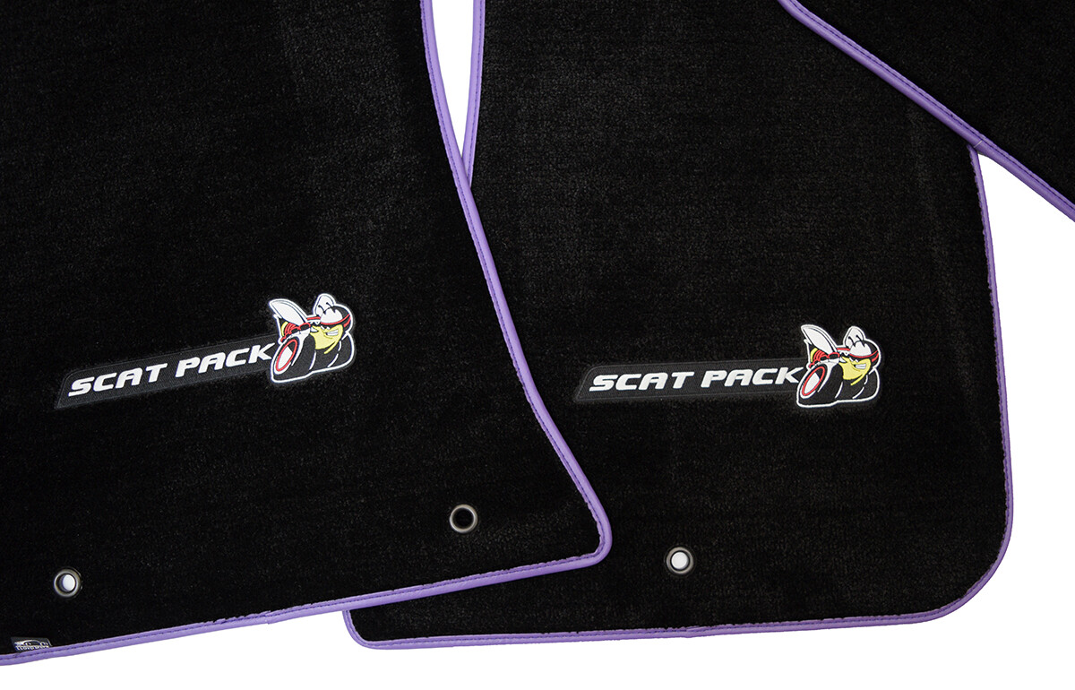 NEW SCAT PACK LOGO BEE Dodge Challenger Floor Mats Black 4PC