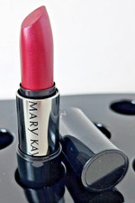 Mary Kay Creme Lipstick-Black Cherry 014325 Discontinued Rare Shade-NEW IN BOX