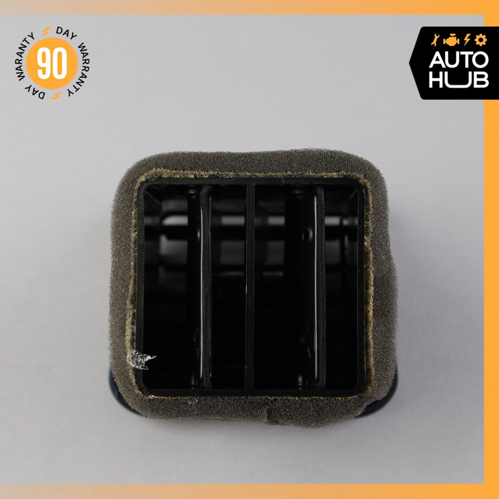 09-13 Maserati Quattroporte M139 Front Right or Left Console AC A/C Air Vent OEM