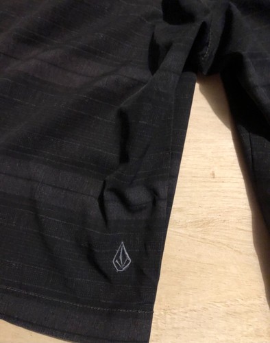 Volcom H2Chinos Chino Short/Shorts Men’s size 28 - Picture 3 of 6