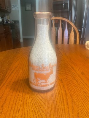 Milk Bottle Baker & Son Dairy Atlanta MI MONTMORENCY CO 1947 Guernsey Cow