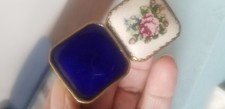 1.25 Inch Vintage Needlepoint Petit Point Cloisonne Trinket Pill Box