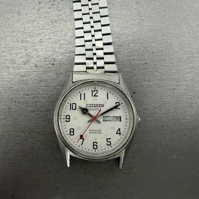 Silver and White Watch vintage citizen Citizen July 1989 Vintage Citizen Eagle 7 Automatic Men main image 2