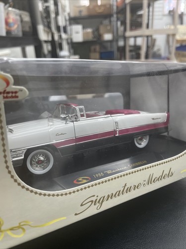 Signature Models Pink 1955 Packard Caribbean Convertible, 1:32 Scale, Die Cast - Picture 6 of 6