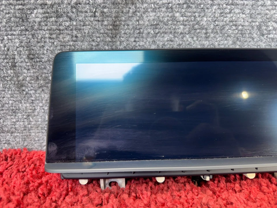 BMW F80 F82 F30 F32 NAVIGATION DISPLAY SCREEN MONITOR HEAD UNIT 8.8 OEM 63K - Image 3 of 4